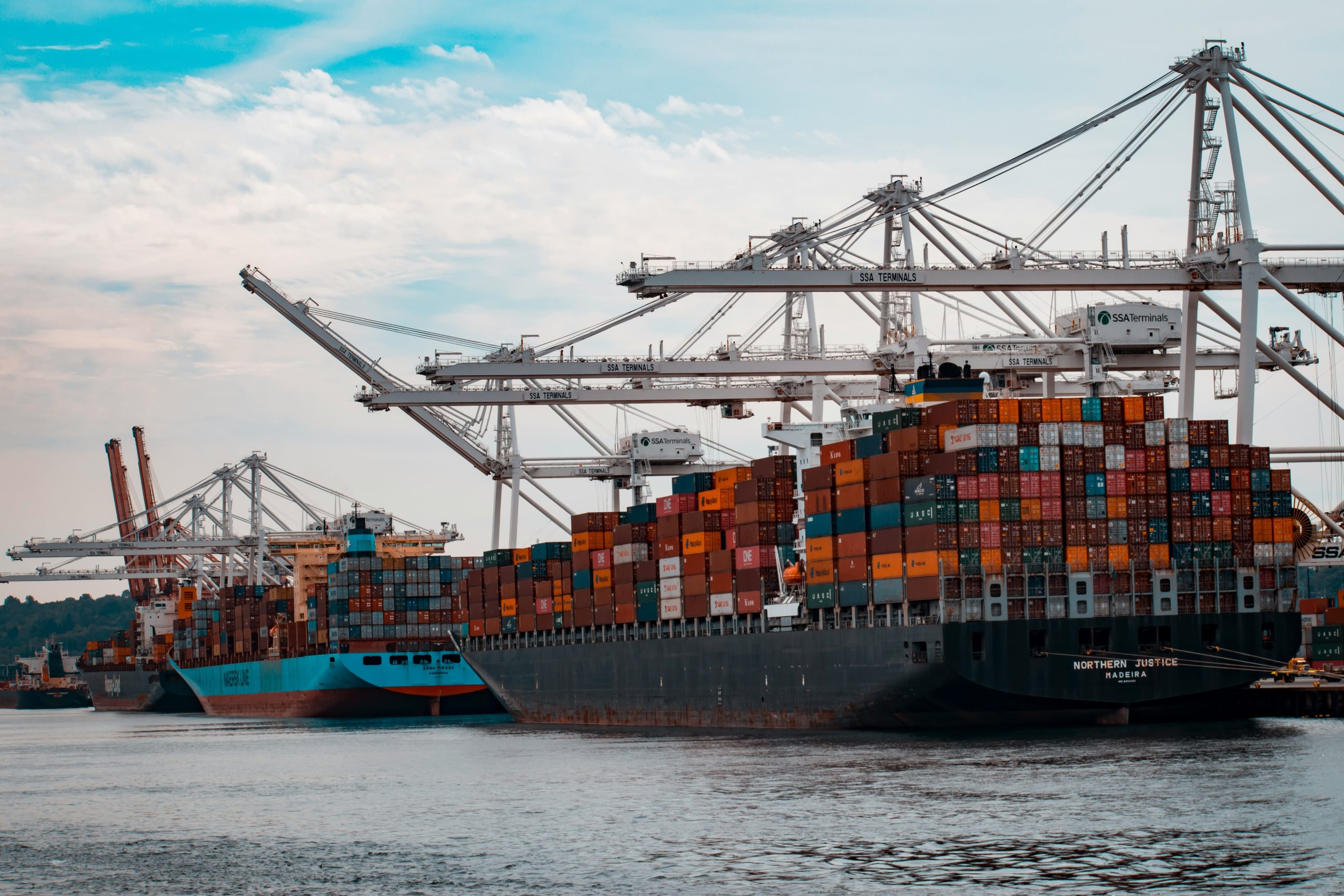 Apa Itu Fleet Management System? Ini Fungsi dan Manfaatnya